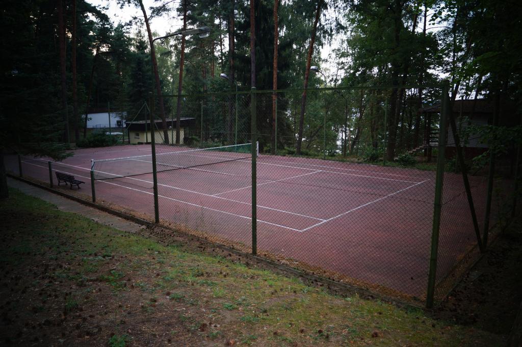Ow Inter Piast Kalbornia - Z Wlasna Plaza Z Kapieliskiem I Przystania Dąbrówno Exteriér fotografie