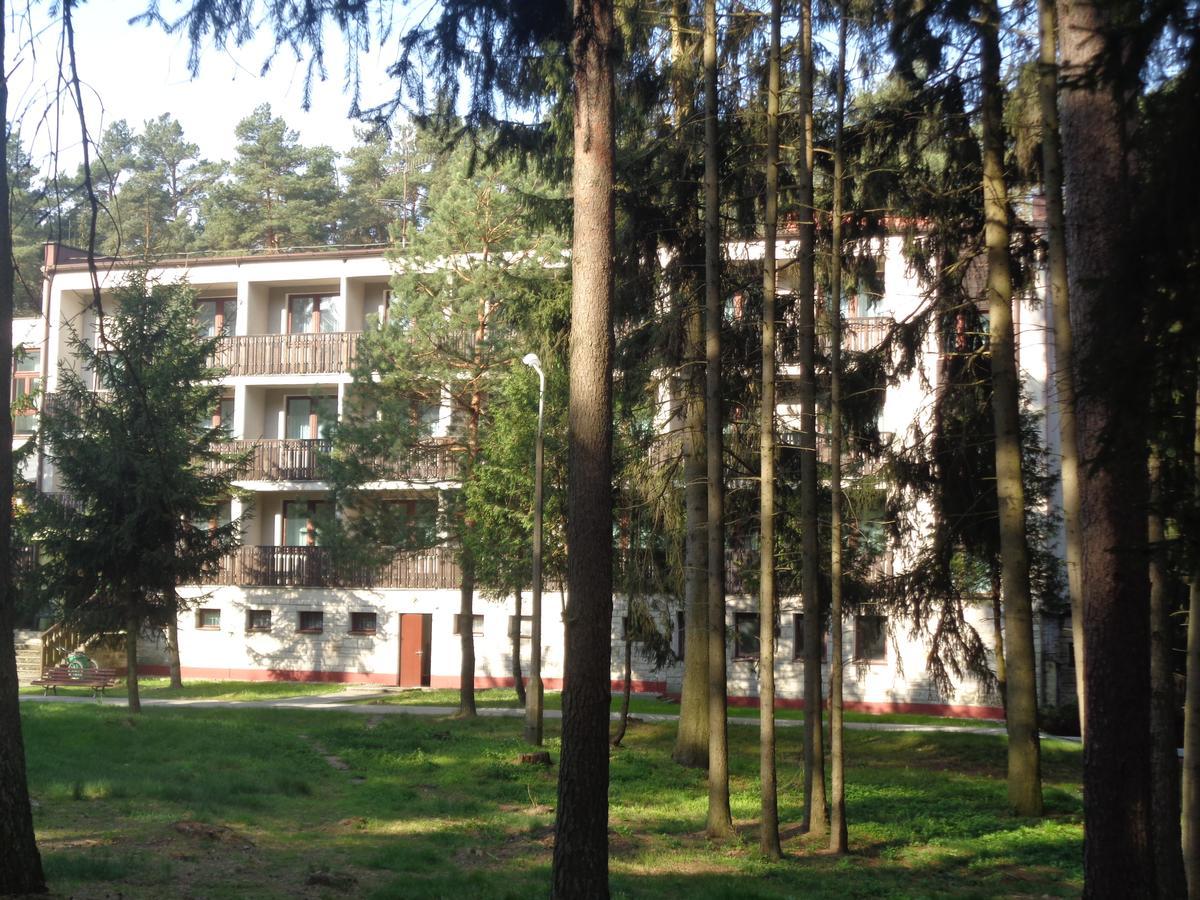 Ow Inter Piast Kalbornia - Z Wlasna Plaza Z Kapieliskiem I Przystania Dąbrówno Exteriér fotografie